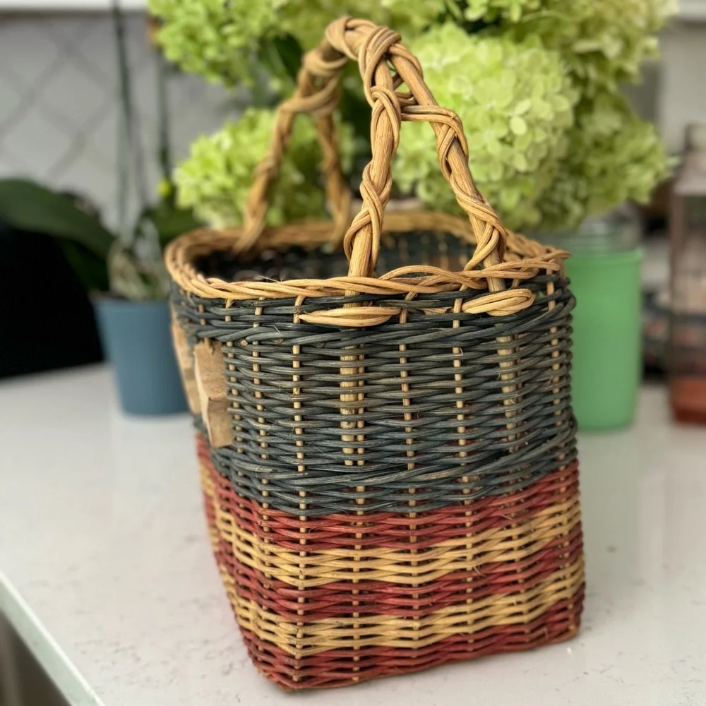 Vintage Basket Tied Hanging Wooden Stars 11” x 8”x 12”H w/ handle 4th of July